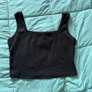 Basic black cropped tank top